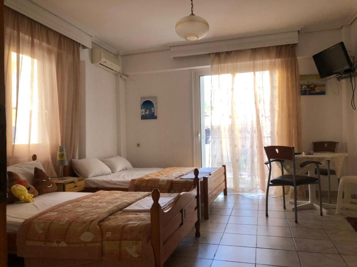 Nikis Rooms Paralia Katerinis Ngoại thất bức ảnh