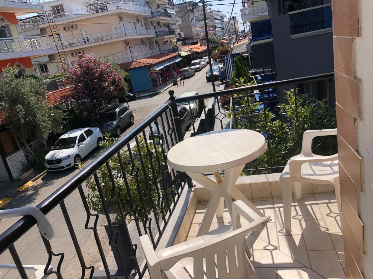 Nikis Rooms Paralia Katerinis Ngoại thất bức ảnh