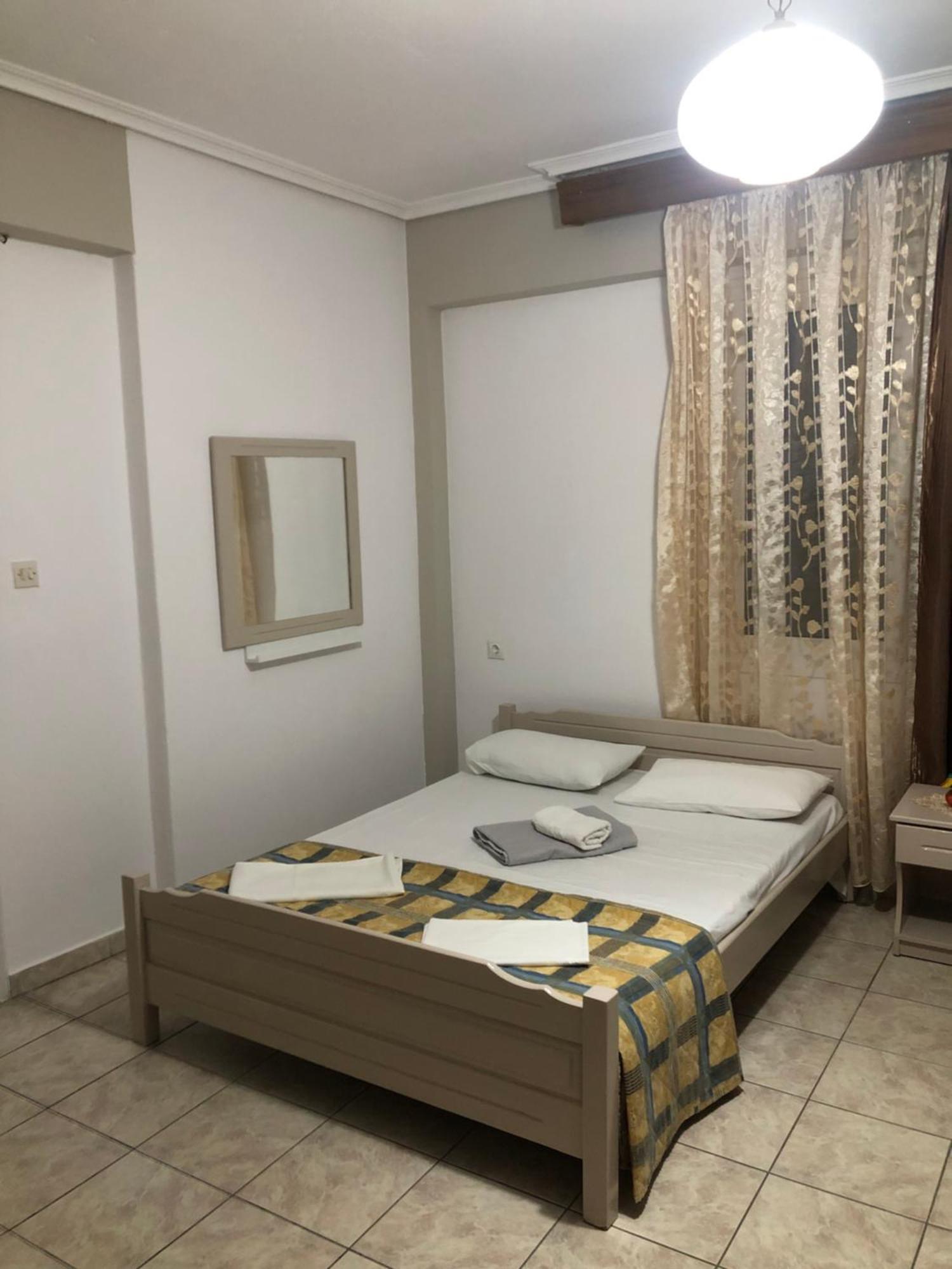 Nikis Rooms Paralia Katerinis Ngoại thất bức ảnh