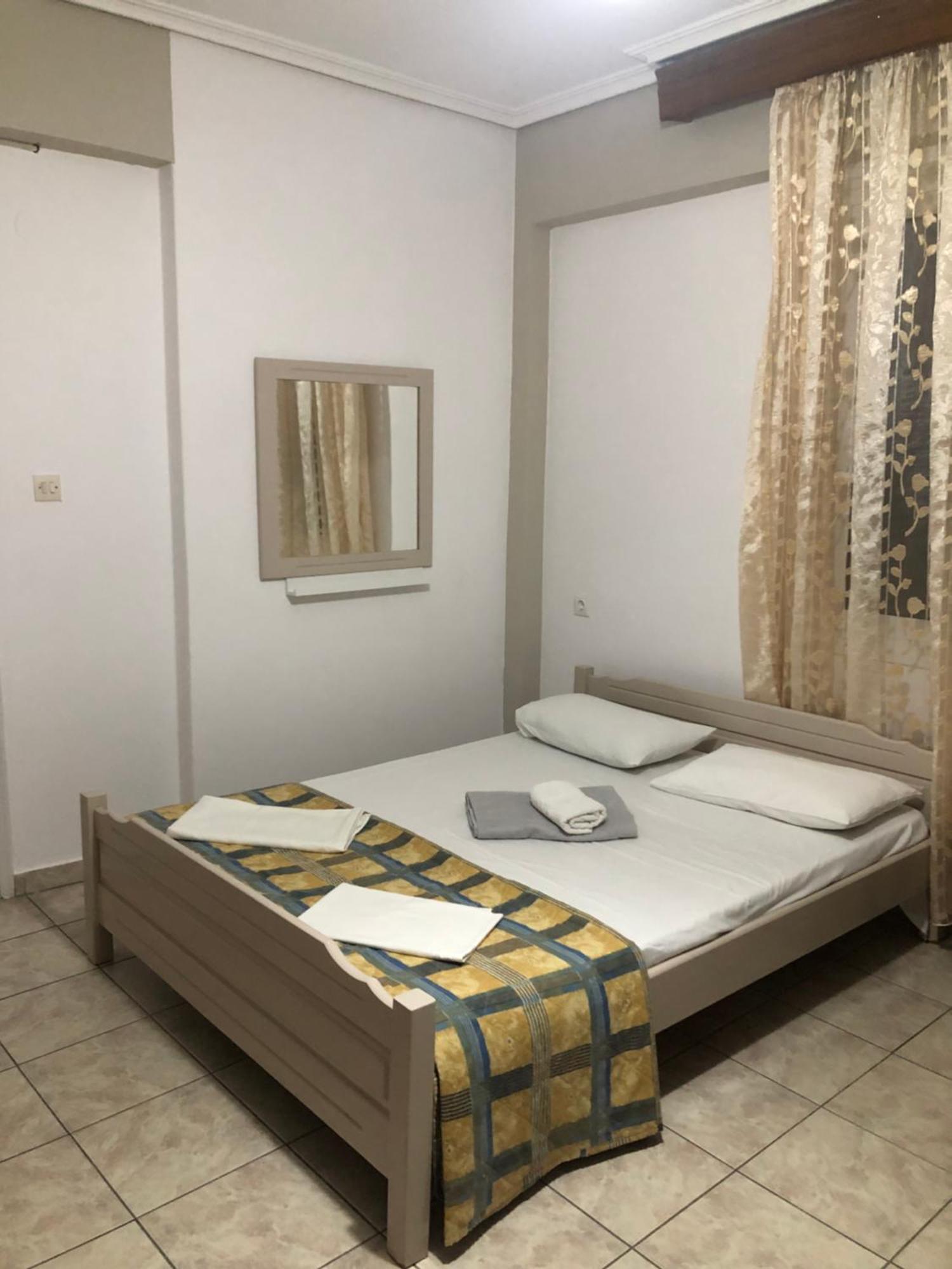 Nikis Rooms Paralia Katerinis Ngoại thất bức ảnh