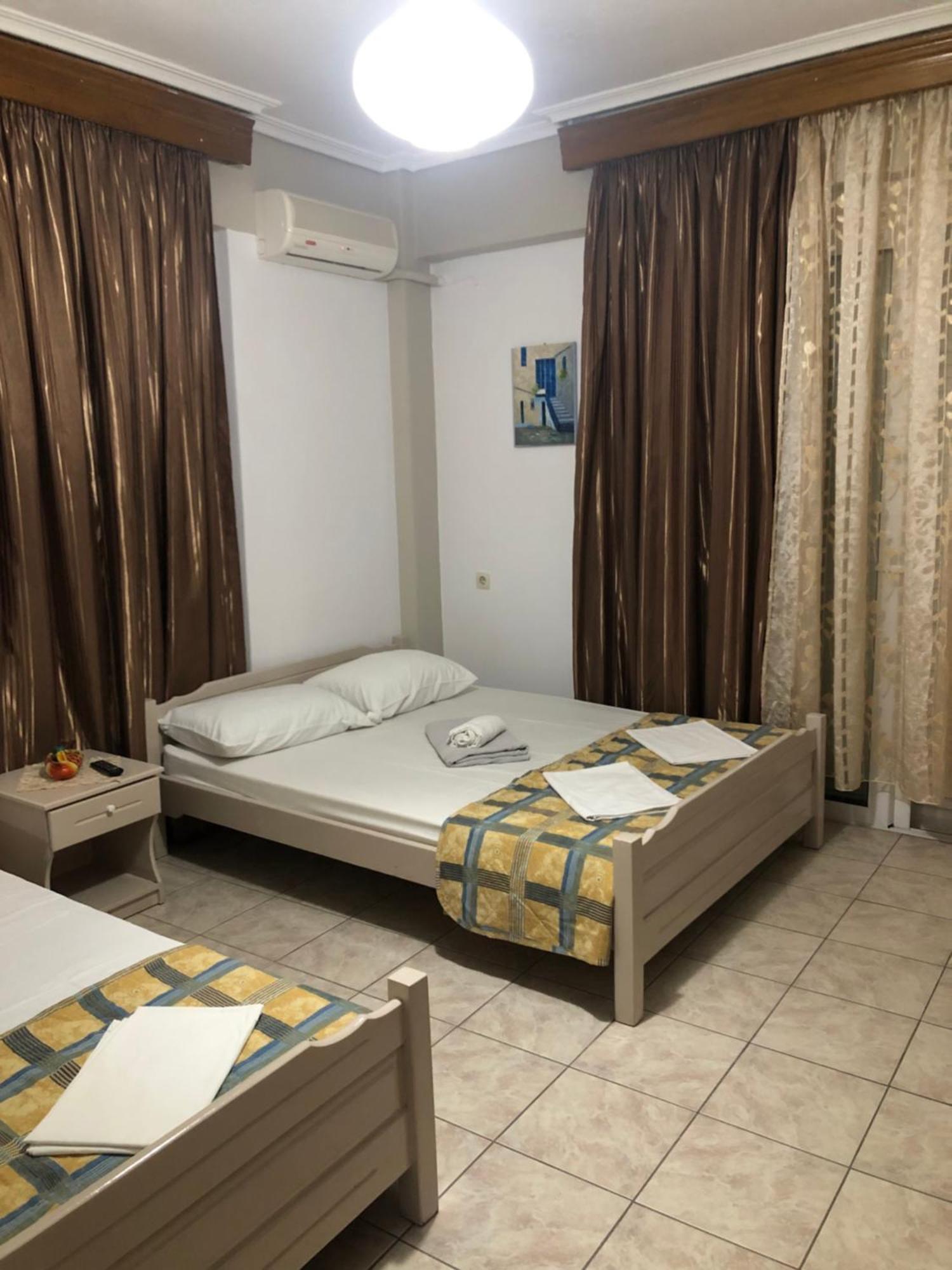 Nikis Rooms Paralia Katerinis Ngoại thất bức ảnh