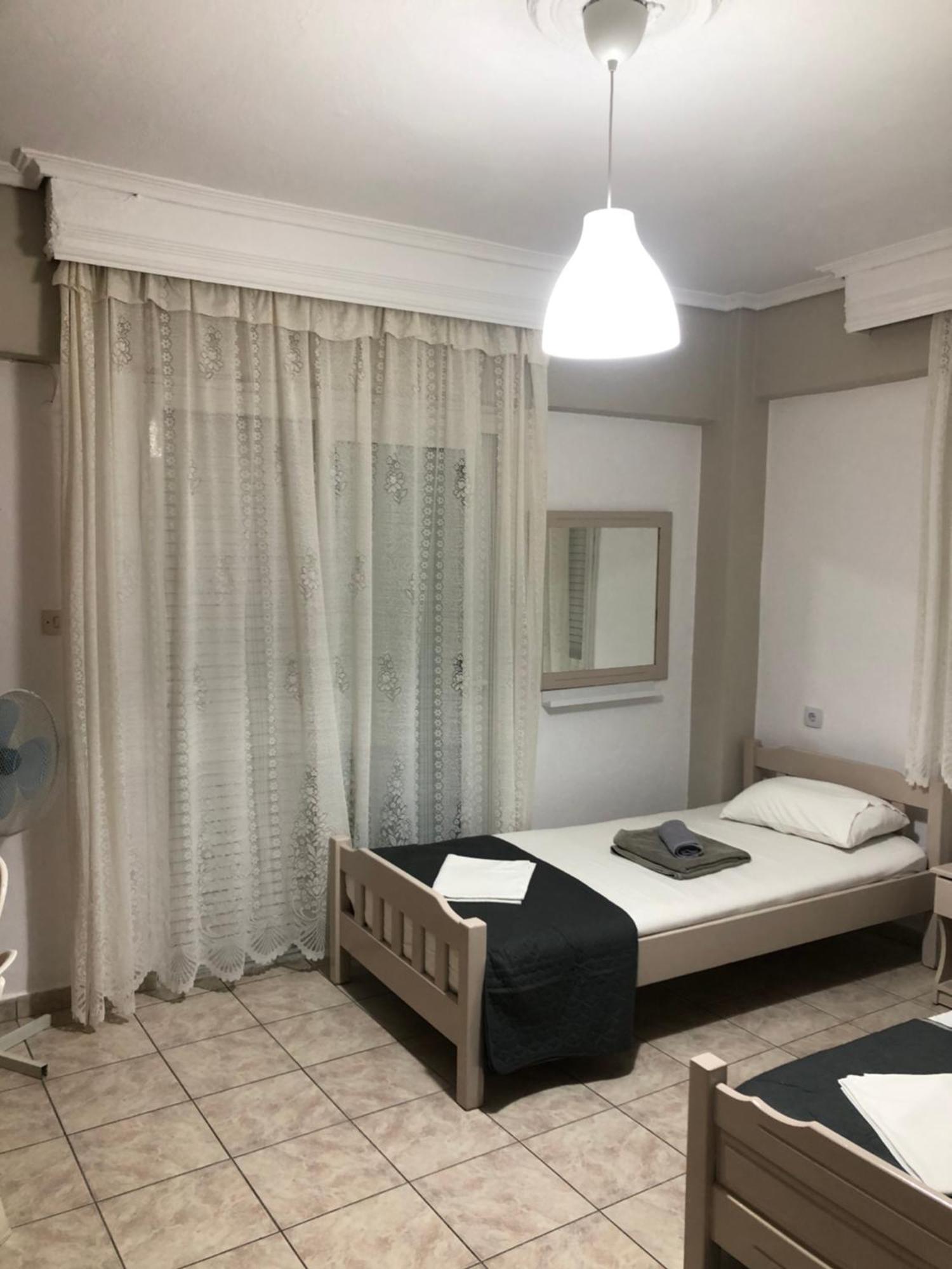 Nikis Rooms Paralia Katerinis Ngoại thất bức ảnh